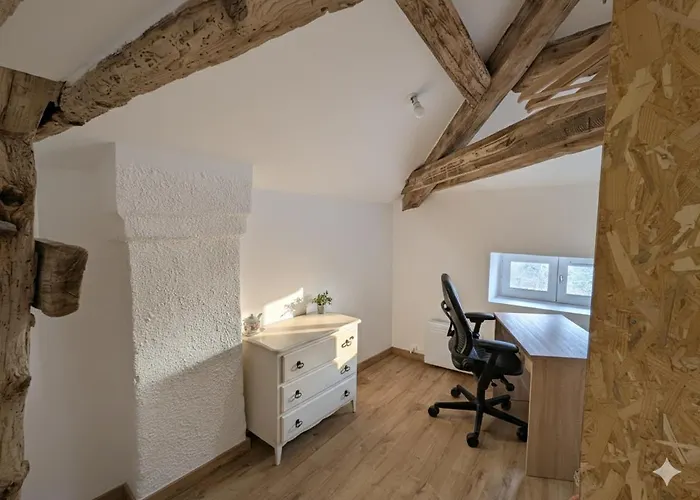 Apartment Spacieux Avec Bureau - Calme & Proche Lyon *